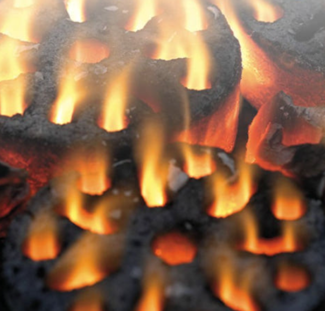 번개탄 피우는법 캠핑 불피우기 바비큐 올바른 사용법 착화과정 3