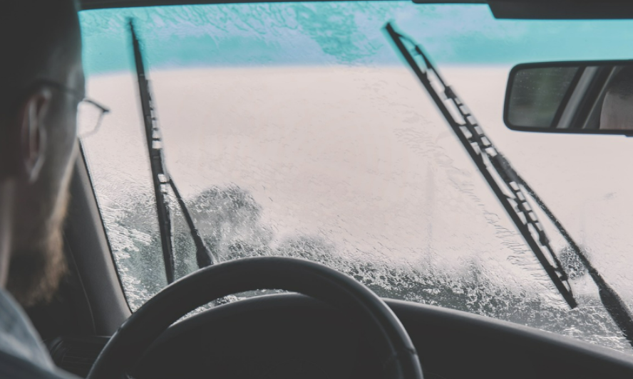 와이퍼가 안 움직일 때 해결방법 자동차 와이퍼 채터링 점검 3