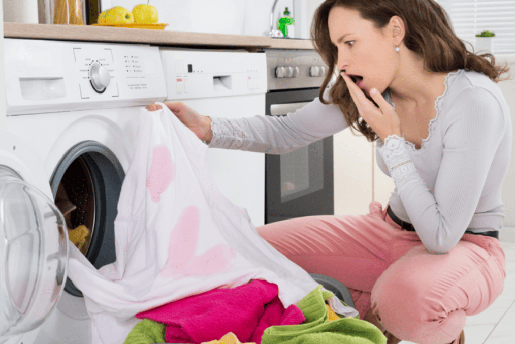 흰옷 화장품 제거방법 하얀옷 얼룩제거 해결법 2